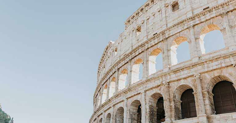 English to Italian - Photo Colosseum
