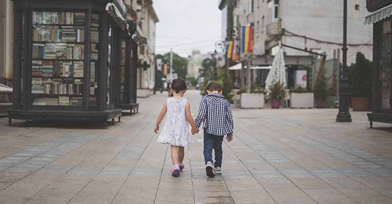 English to Romanian - Photo Kids